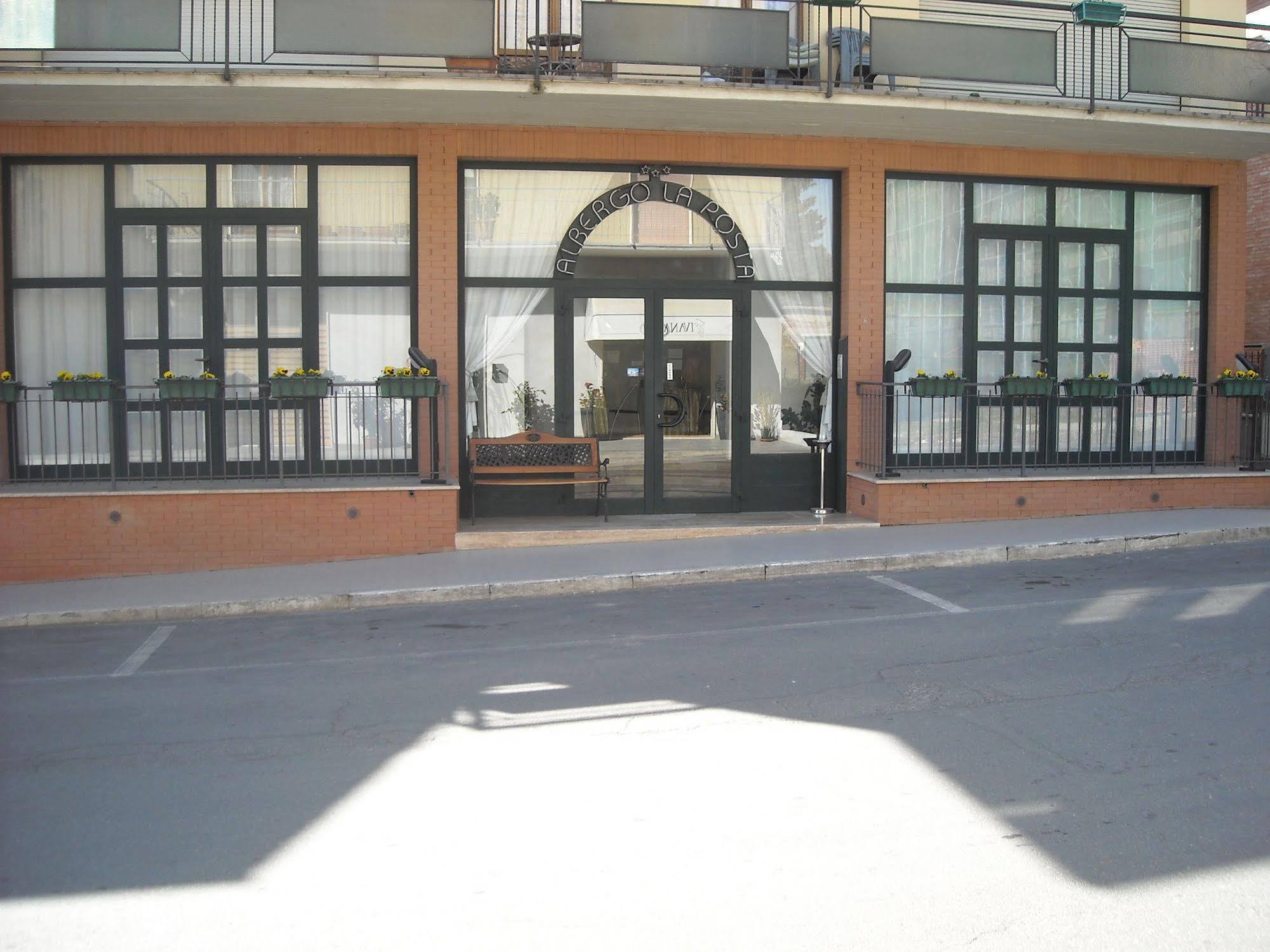 巴迪亚尔皮诺 阿雷佐波斯塔旅馆酒店 外观 照片